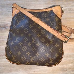 Louis Vuitton Odeon MM Crossbody